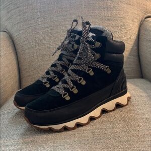 Sorel‎ Kinetic Conquest Hiking Winter Snow Boots Black Alpine Tundra Women’s 7.5